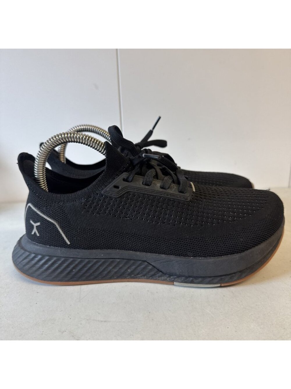 Flux Womens Adapt Runner Black Gum Running Athletic Barefoot Knit Shoes Size 7.5